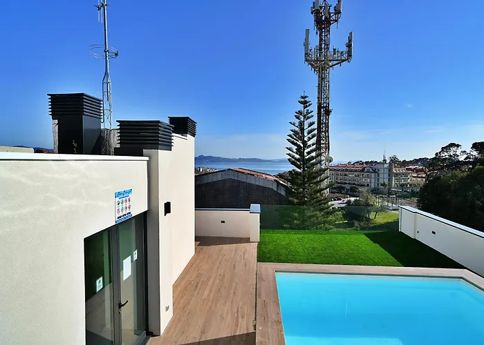 Galihost - Precioso Con Piscina En Playa De Silgar *