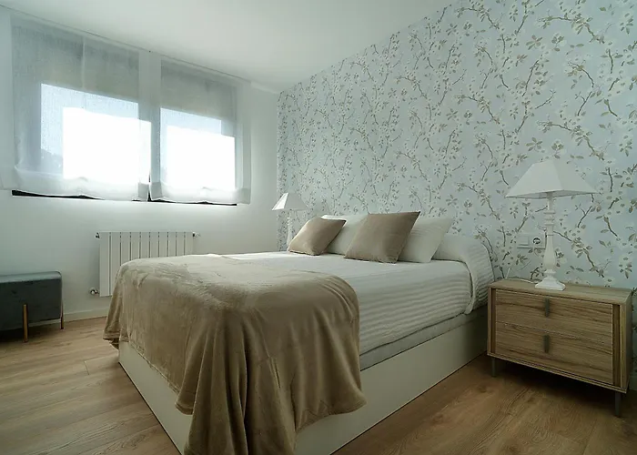 Galihost - Precioso Con Piscina En Playa De Silgar Санхенхо